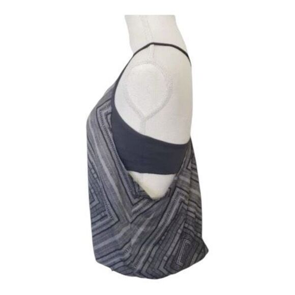 Fabletics Built In Bra Active Tank Top Size M Gray Aztec Patterned Workout - Picture 4 of 12